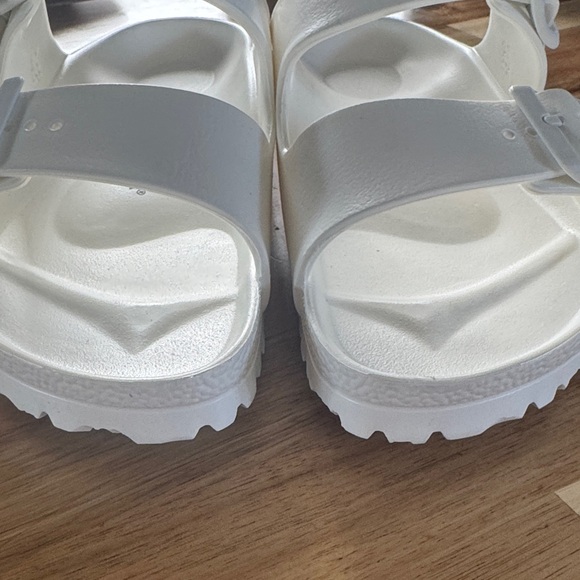 Birkenstock Classic White Slides - Picture 4 of 9